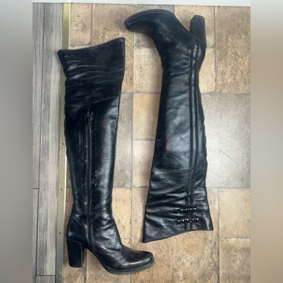 elier Shoes - Elier Size 38